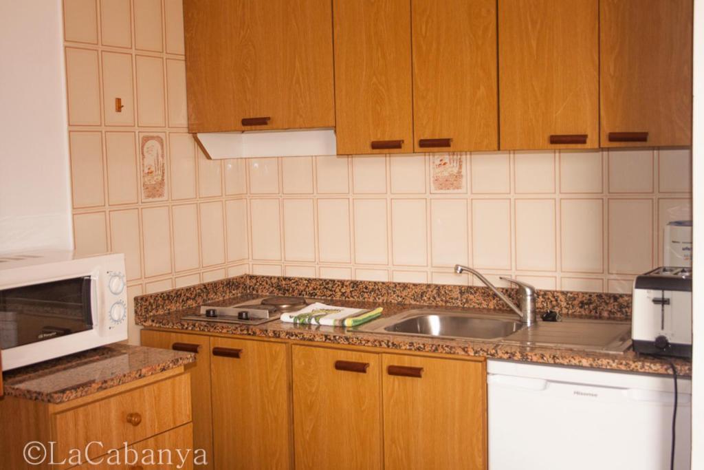 Apartamentos La Cabana Каньямель Номер фото